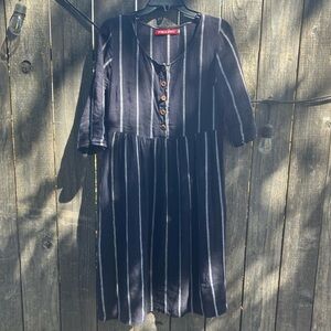 Pyne & Smith Salem midi dress size small